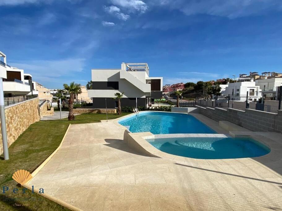Beautiful New South Facing Bungalow With Large Terrace Dehesa de Campoamor  Extérieur photo